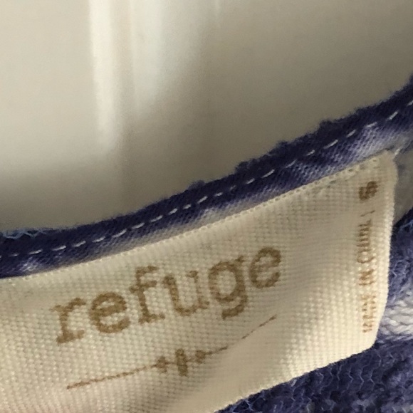 Blue and white tie dye shirt - Picture 4 of 4